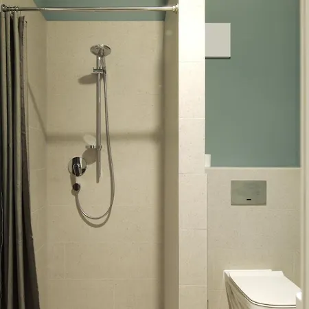 Vb Boutique - In Belebtem Viertel Nah Zur Messe